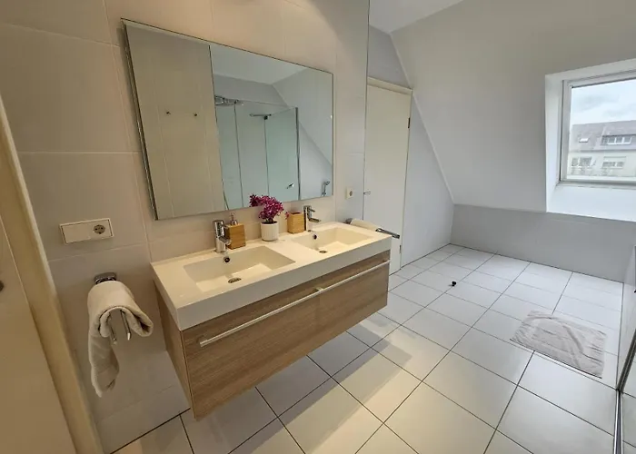 Luxurious 3br Penthouse W Terrace&parking 公寓 *